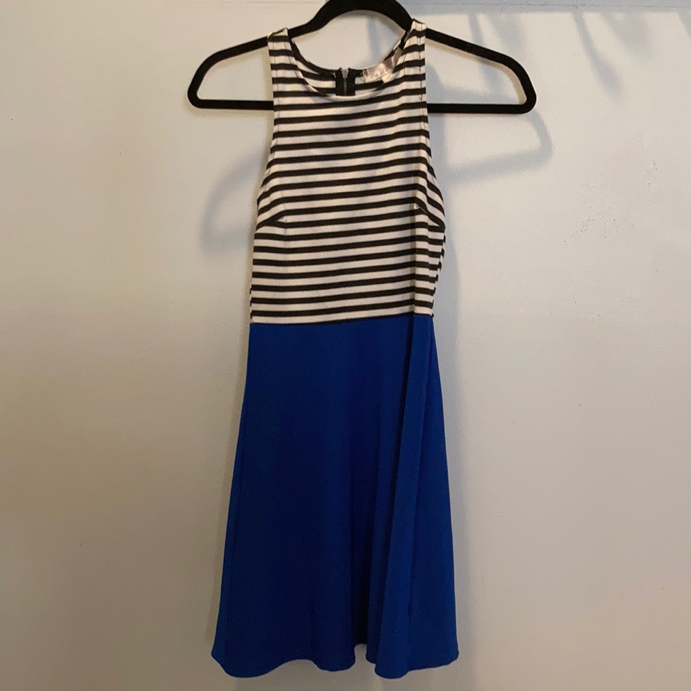 Francescas Razorback and dress size Small